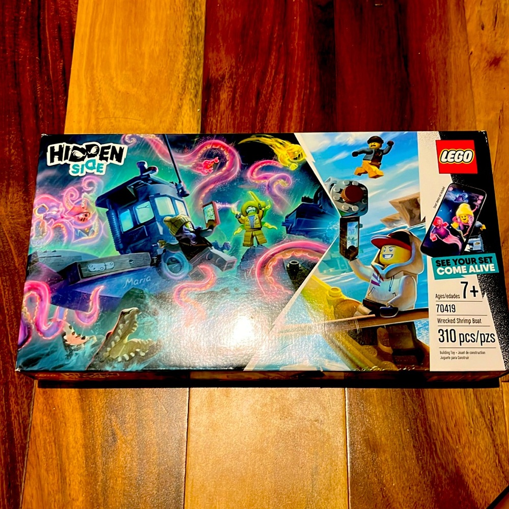 Hidden side lego set (discontinued)